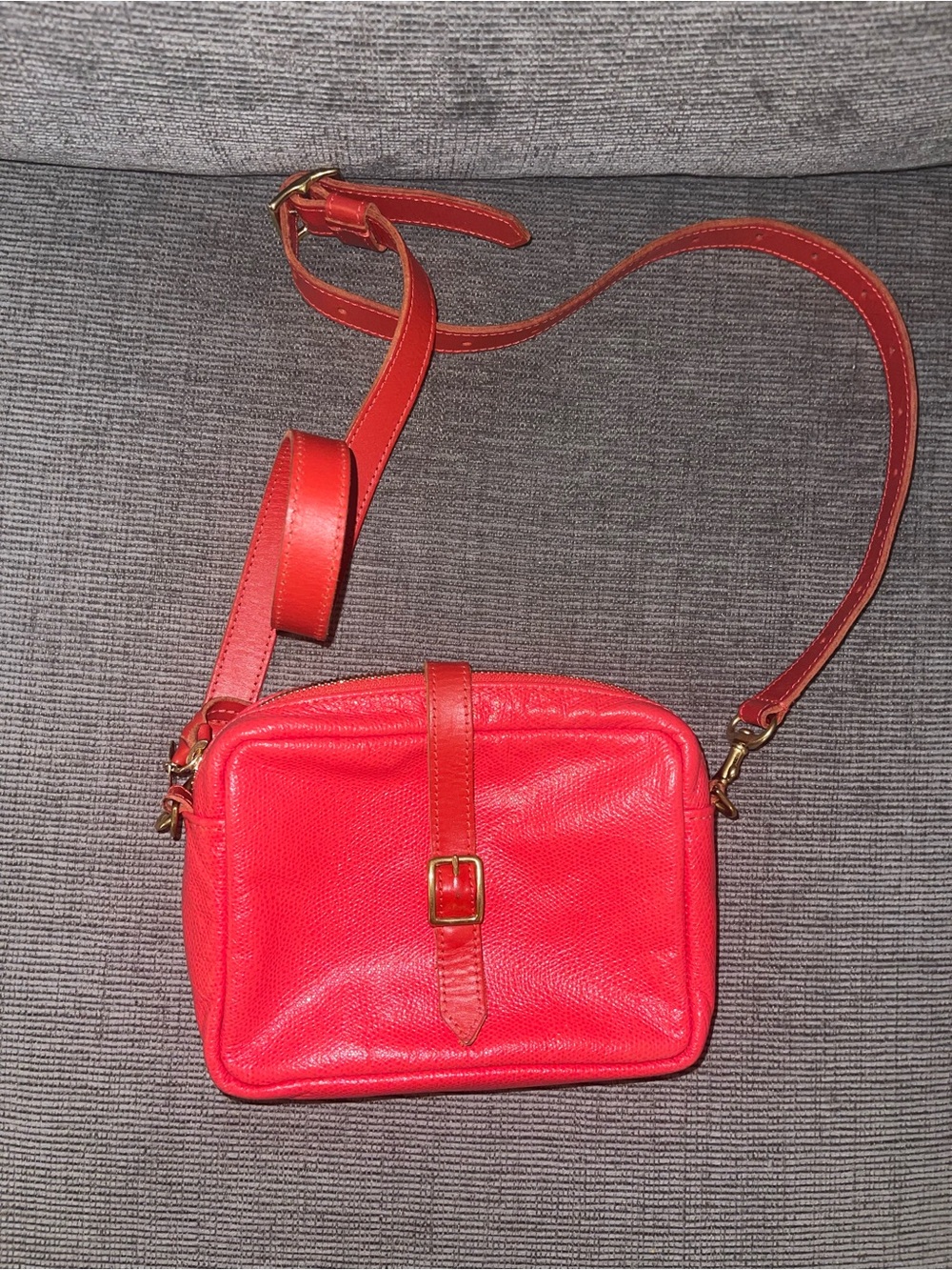 Clare V. Gigi Crossbody Bag โ Red Pebbled Leather